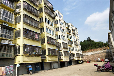 明诚园小区2室1厅1卫54/9平四楼26万